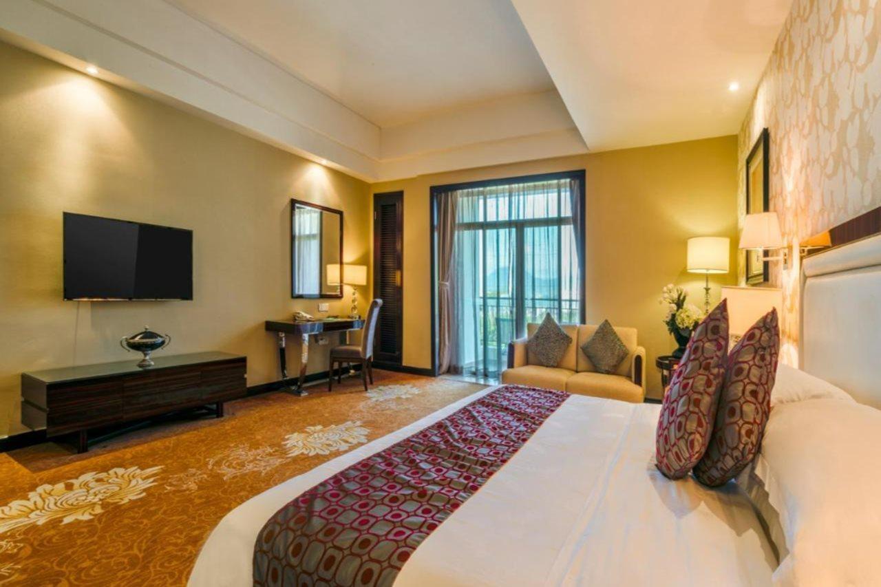 Country Garden Phoenix Hotel Huizhou Huiyang Esterno foto