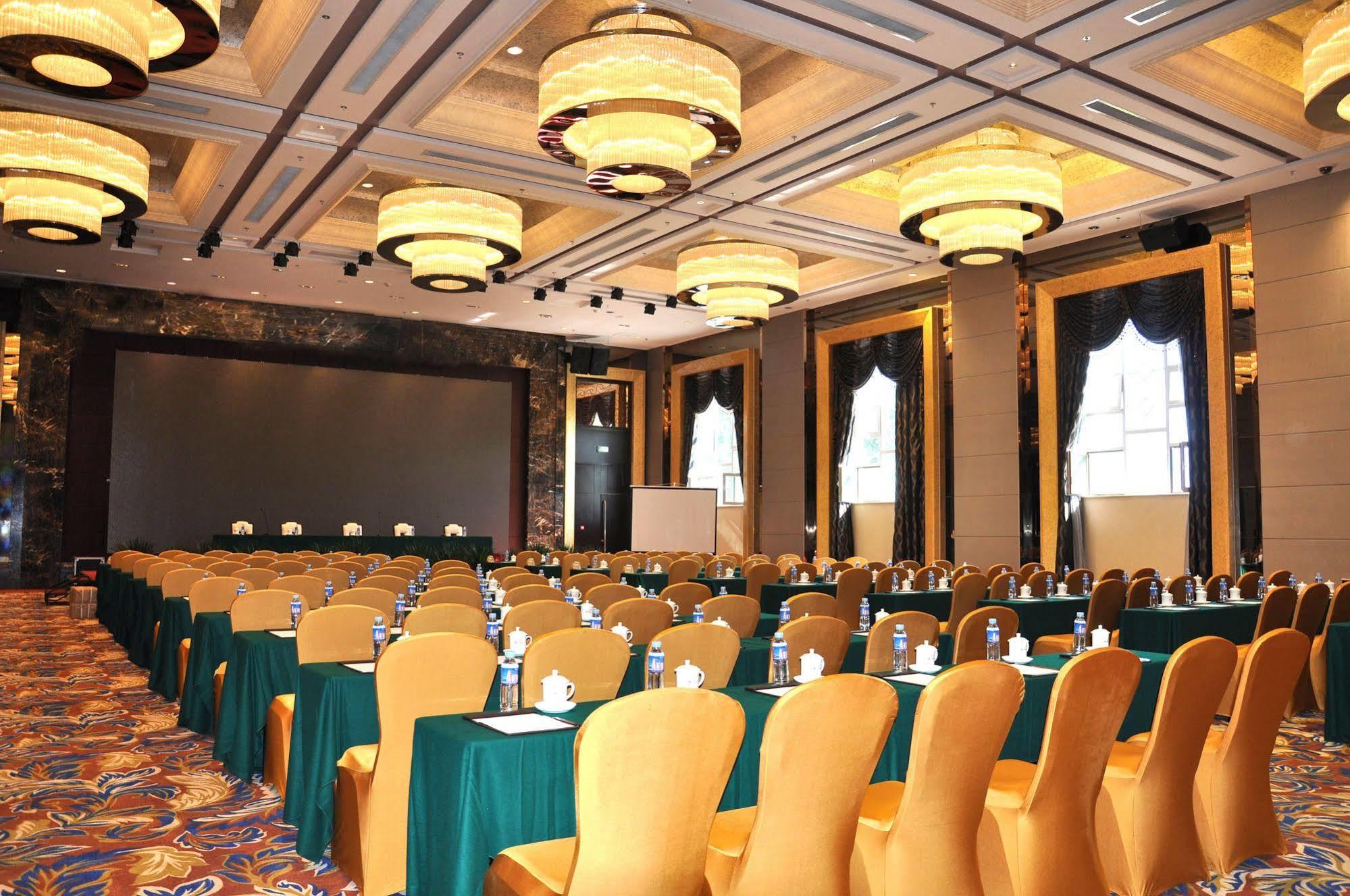 Country Garden Phoenix Hotel Huizhou Huiyang Esterno foto